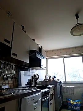 Snapshot of Perv10 chatting on 12.04.25 Perv10 online show from 12.04.25