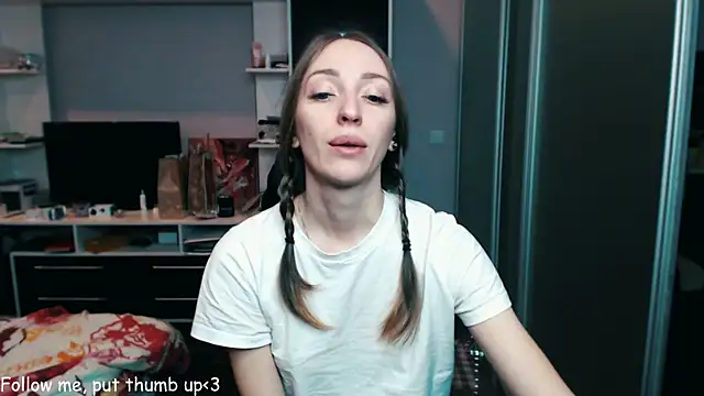 Natalimeowks online show from 12.30.24