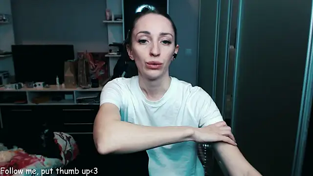 Natalimeowks online show from 12.30.24