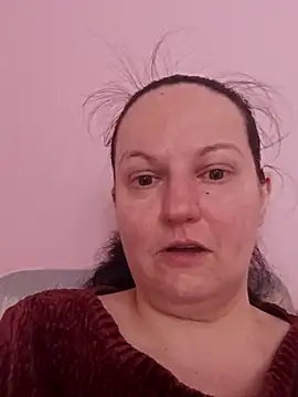 BustyLadyAlma online show from 04.25.26