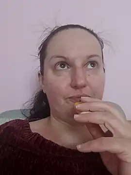 BustyLadyAlma online show from 05.03.26