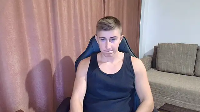 Snapshot of Todhorny9873 chatting on 03.07.25 Todhorny9873 online show from 03.07.25