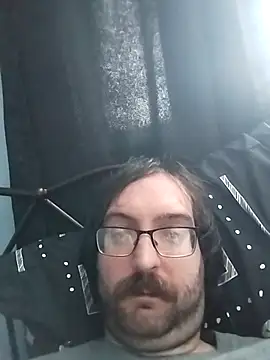 Snapshot of Lucky-Luke1 chatting on 12.15.25 Lucky-Luke1 online show from 12.15.25