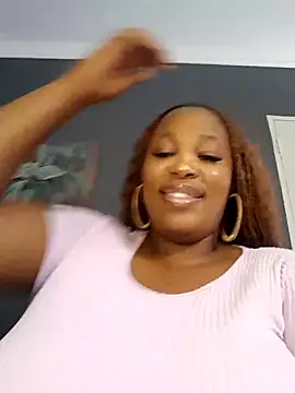 Snapshot of SWEETDOLLY29XX chatting on 02.07.25 SWEETDOLLY29XX online show from 02.07.25