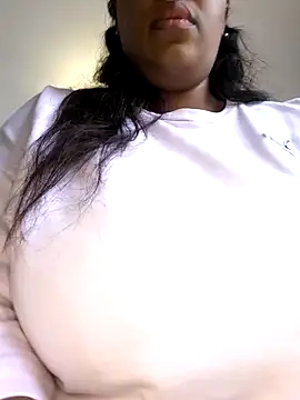 Snapshot of SWEETDOLLY29XX chatting on 11.11.25 SWEETDOLLY29XX online show from 11.11.25