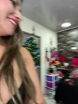 alexa fiore01 online show from 12.21.24