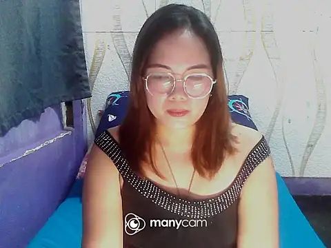 BURBERRY69 online show from 11.10.25