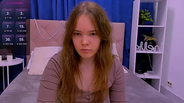 Janie JJ Curvie online show from 03.15.26