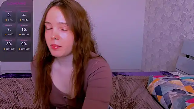 Snapshot of Janie_JJ_Curvie chatting on 05.20.26 Janie JJ Curvie online show from 05.20.26