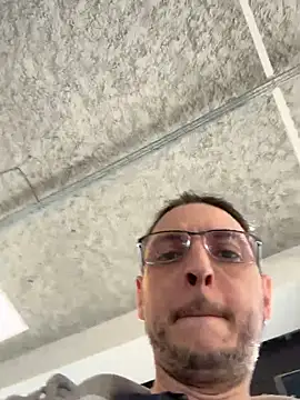 Snapshot of cplcokins34 chatting on 12.15.24 cplcokins34 online show from 12.15.24