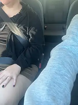 Snapshot of cplcokins34 chatting on 03.17.25 cplcokins34 online show from 03.17.25