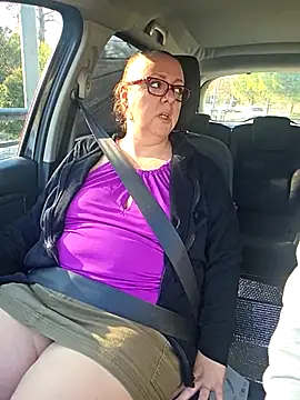 Snapshot of cplcokins34 chatting on 12.14.25 cplcokins34 online show from 12.14.25