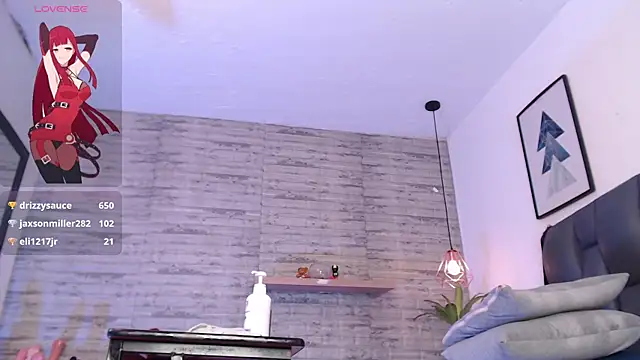 Snapshot of TinnaCobb chatting on 02.22.25 TinnaCobb online show from 02.22.25