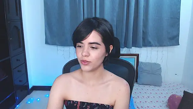 mia collins x online show from 05.28.26