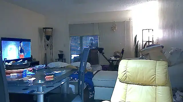 PichyPrettyPussy online show from 10.04.25