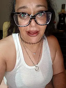 PichyPrettyPussy online show from 10.20.25