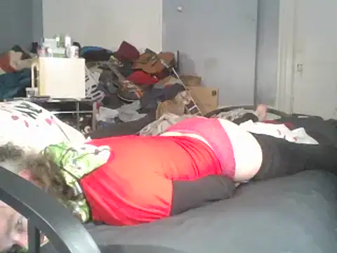 Snapshot of Valarie83 chatting on 02.16.25 Valarie83 online show from 02.16.25