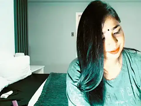 apishkagalmon online show from 10.12.25