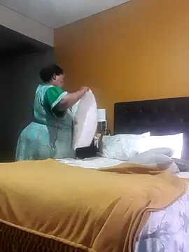 Snapshot of zandile chatting on 02.28.26 zandile online show from 02.28.26