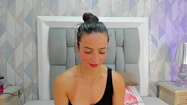 Snapshot of Princsgirl_ chatting on 10.04.25 Princsgirl online show from 10.04.25