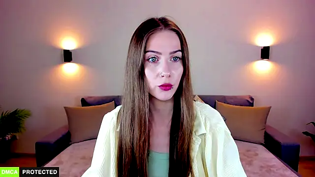 TheWoman   online show from 09.10.25