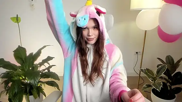 Snapshot of Pokemeboy chatting on 03.09.25 Pokemeboy online show from 03.09.25