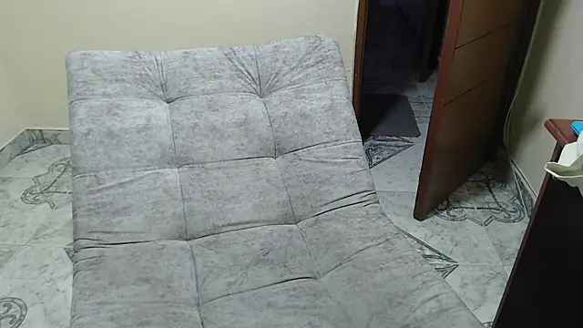 Snapshot of antara_hotgirl chatting on 12.14.25 antara hotgirl online show from 12.14.25