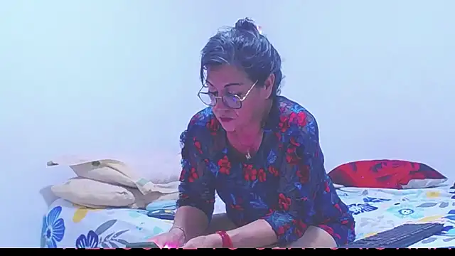 Snapshot of sexycristina_2 chatting on 09.23.25 sexycristina 2 online show from 09.23.25