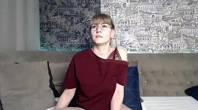 Snapshot of mandy_foxxx chatting on 02.19.25 mandy foxxx online show from 02.19.25