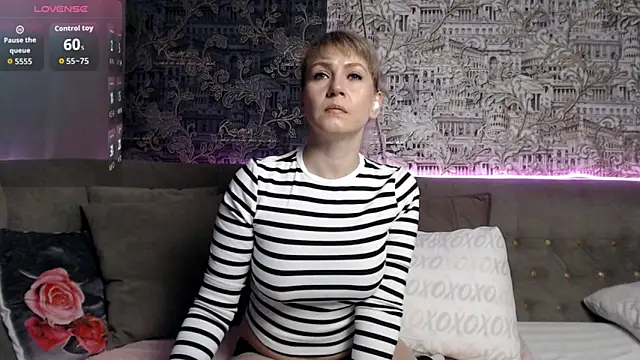 Snapshot of mandy_foxxx chatting on 11.06.25 mandy foxxx online show from 11.06.25