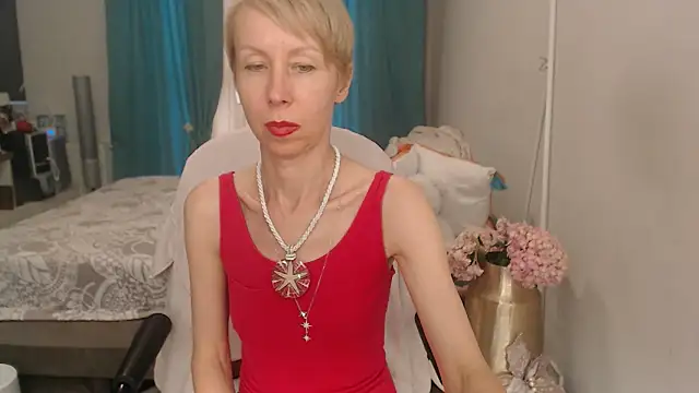 Snapshot of LuxuryNika chatting on 07.01.26 LuxuryNika online show from 07.01.26