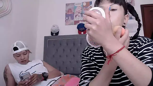 Snapshot of dulce_maria_x chatting on 01.23.25 dulce maria x online show from 01.23.25