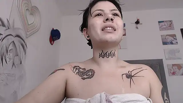 Snapshot of dulce_maria_x chatting on 03.21.25 dulce maria x online show from 03.21.25