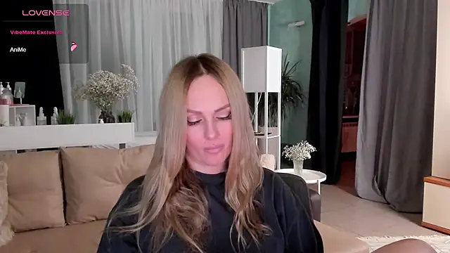 Snapshot of Libby_Nora chatting on 01.08.25 Libby Nora online show from 01.08.25