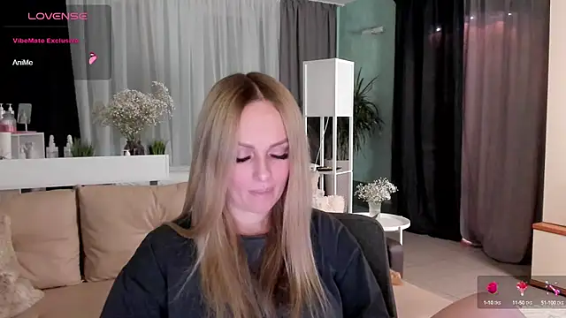 Snapshot of Libby_Nora chatting on 01.09.25 Libby Nora online show from 01.09.25