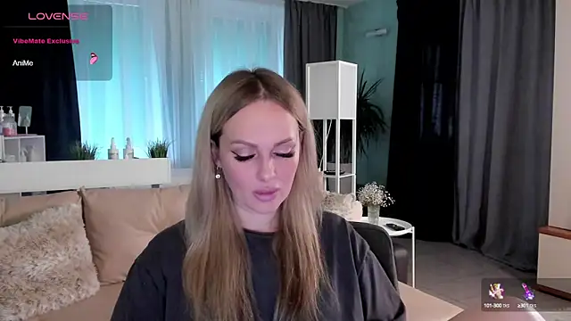 Snapshot of Libby_Nora chatting on 01.14.25 Libby Nora online show from 01.14.25