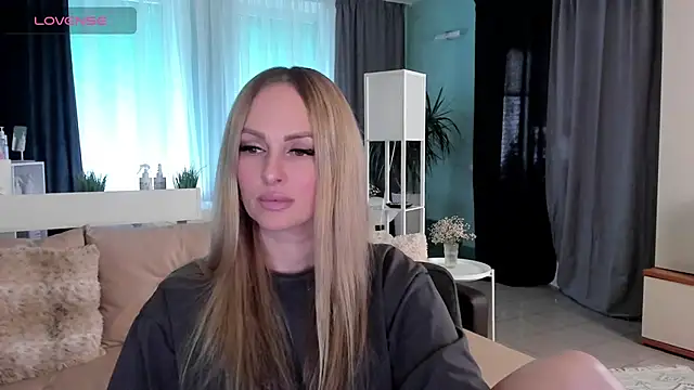 Snapshot of Libby_Nora chatting on 01.21.25 Libby Nora online show from 01.21.25