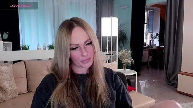 Snapshot of Libby_Nora chatting on 01.24.25 Libby Nora online show from 01.24.25