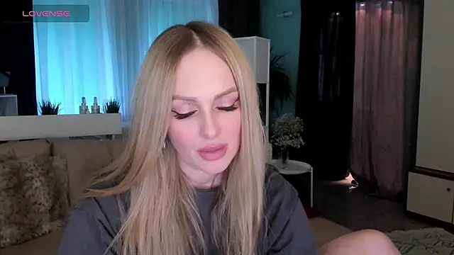 Snapshot of Libby_Nora chatting on 01.26.25 Libby Nora online show from 01.26.25