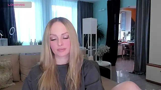 Snapshot of Libby_Nora chatting on 01.28.25 Libby Nora online show from 01.28.25