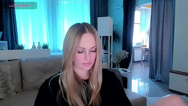 Snapshot of Libby_Nora chatting on 02.07.25 Libby Nora online show from 02.07.25