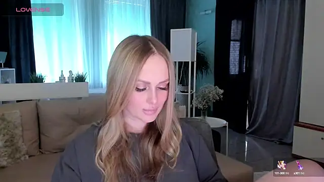 Snapshot of Libby_Nora chatting on 02.08.25 Libby Nora online show from 02.08.25