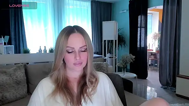 Snapshot of Libby_Nora chatting on 02.10.25 Libby Nora online show from 02.10.25