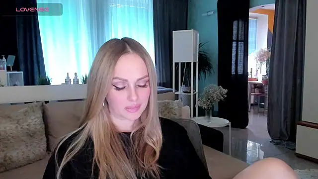 Snapshot of Libby_Nora chatting on 02.10.25 Libby Nora online show from 02.10.25