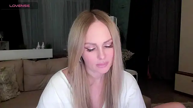 Snapshot of Libby_Nora chatting on 02.12.25 Libby Nora online show from 02.12.25