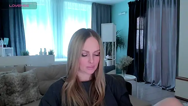 Snapshot of Libby_Nora chatting on 02.18.25 Libby Nora online show from 02.18.25