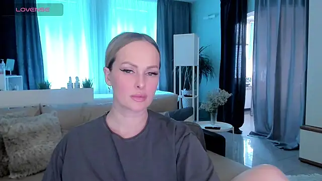 Snapshot of Libby_Nora chatting on 02.19.25 Libby Nora online show from 02.19.25