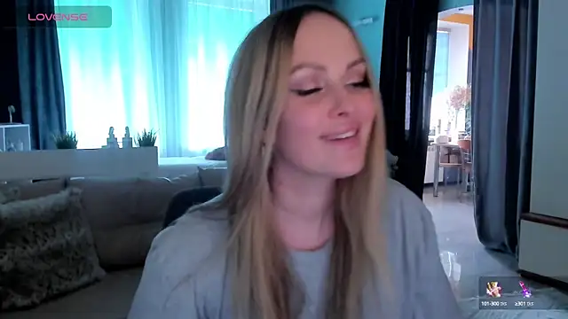 Snapshot of Libby_Nora chatting on 02.22.25 Libby Nora online show from 02.22.25