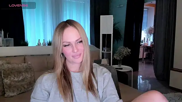 Snapshot of Libby_Nora chatting on 02.22.25 Libby Nora online show from 02.22.25