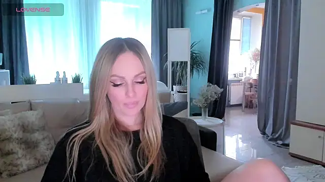 Snapshot of Libby_Nora chatting on 02.27.25 Libby Nora online show from 02.27.25